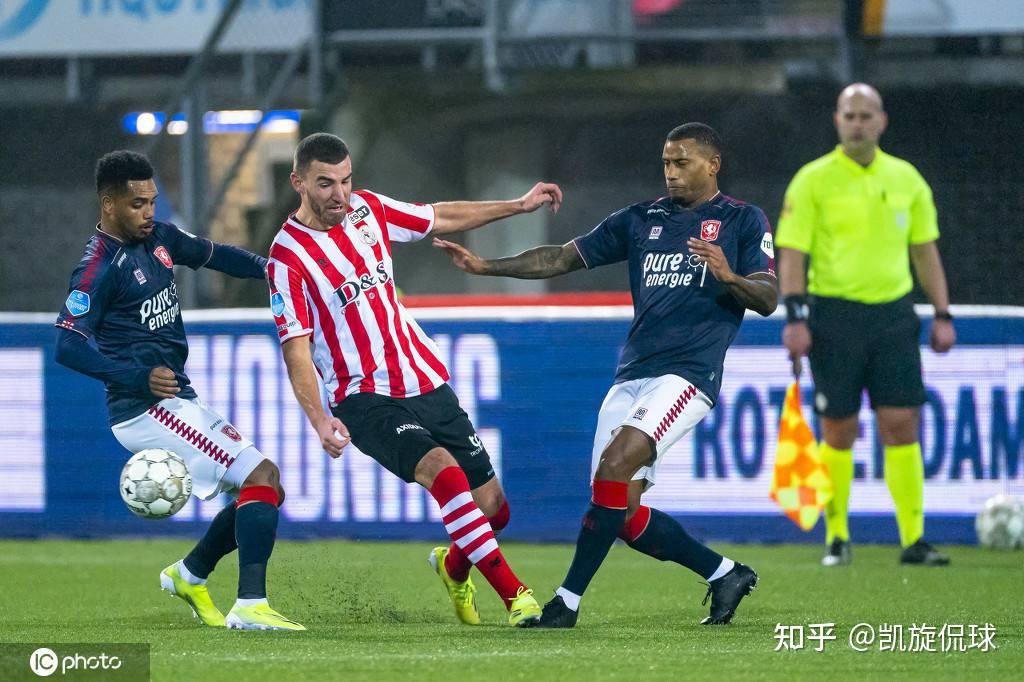 费尔南德斯 费尔南德斯