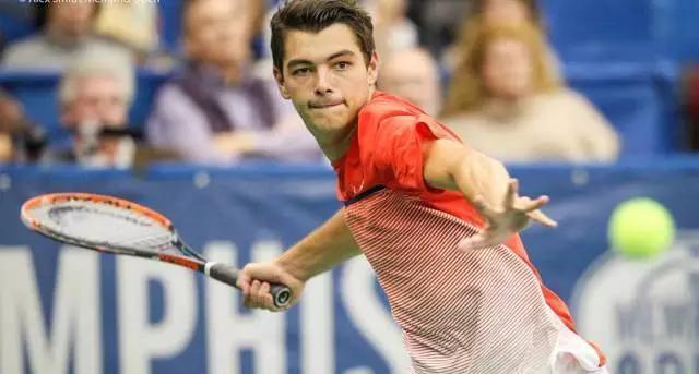 及与充电桩 及与充电桩