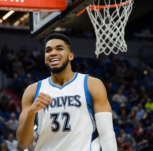 诸多球队在 诸多球队在